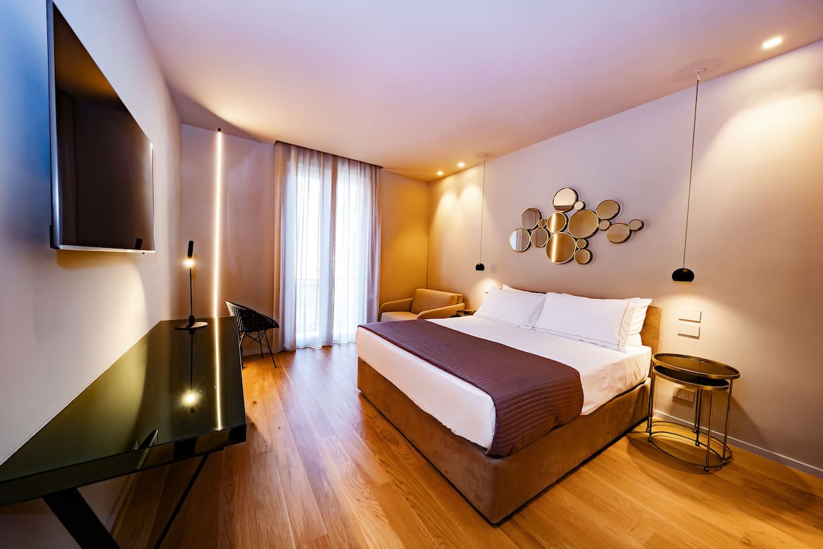 Deluxe driepersoonskamer | Lakens van Egyptisch katoen, luxe beddengoed, donzen dekbedden