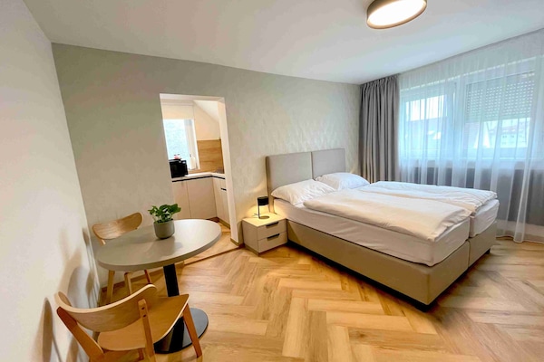 Laptop workspace, blackout curtains, free WiFi, bed sheets