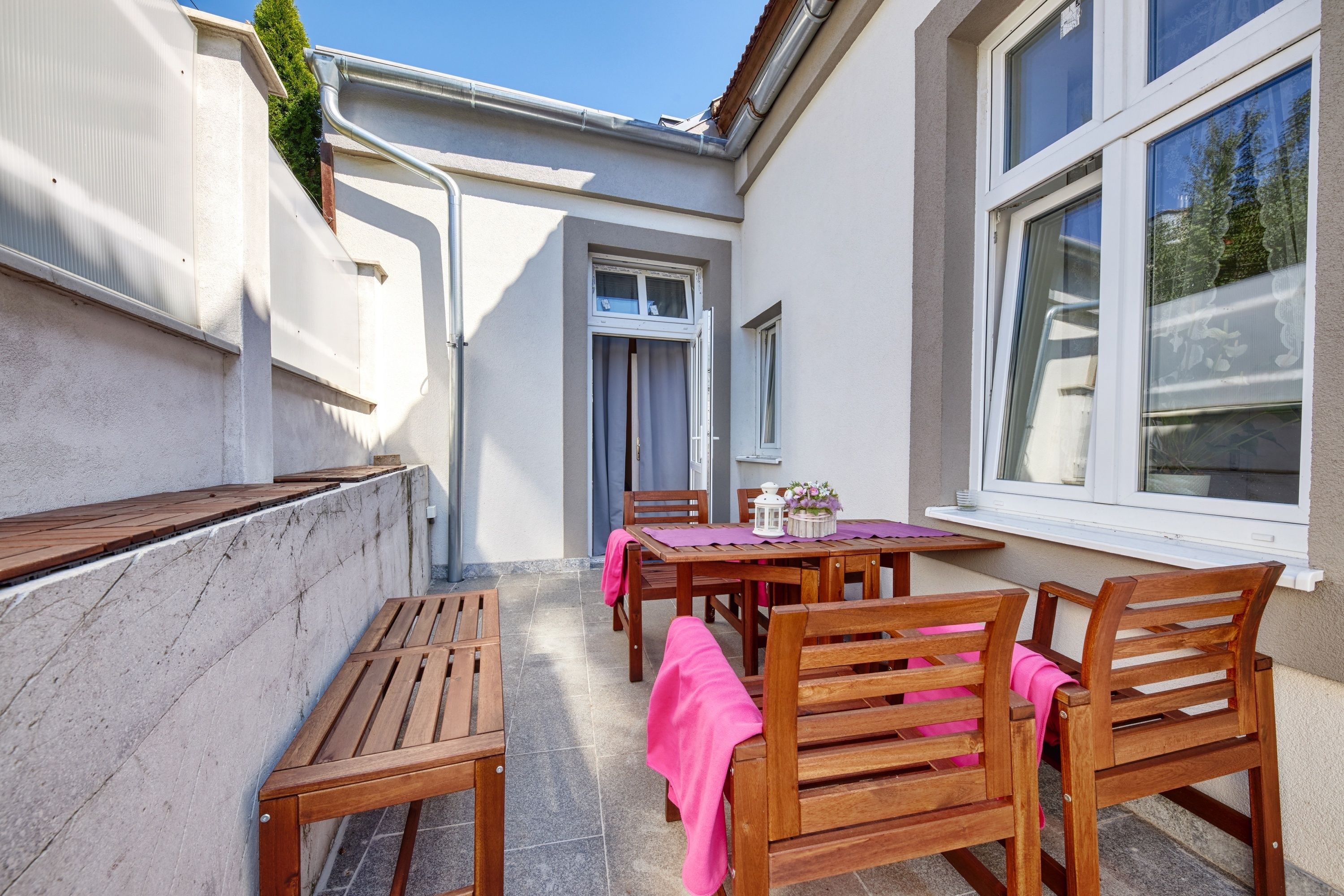 City Apartment (1) | Courtyard view