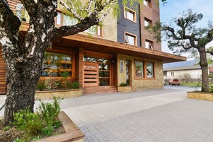 Fachada de la propiedad