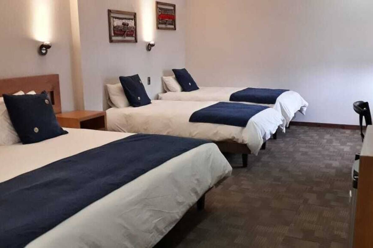 Firemannsrom | Sengetøy av topp kvalitet, minibar, safe på rommet og skrivebord