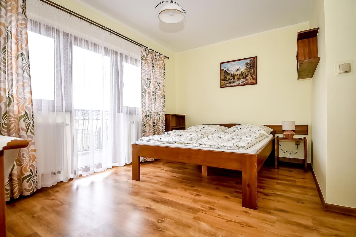 Doppia Deluxe, vista montagna (2) | Ferro/asse da stiro, Wi-Fi gratuito, lenzuola