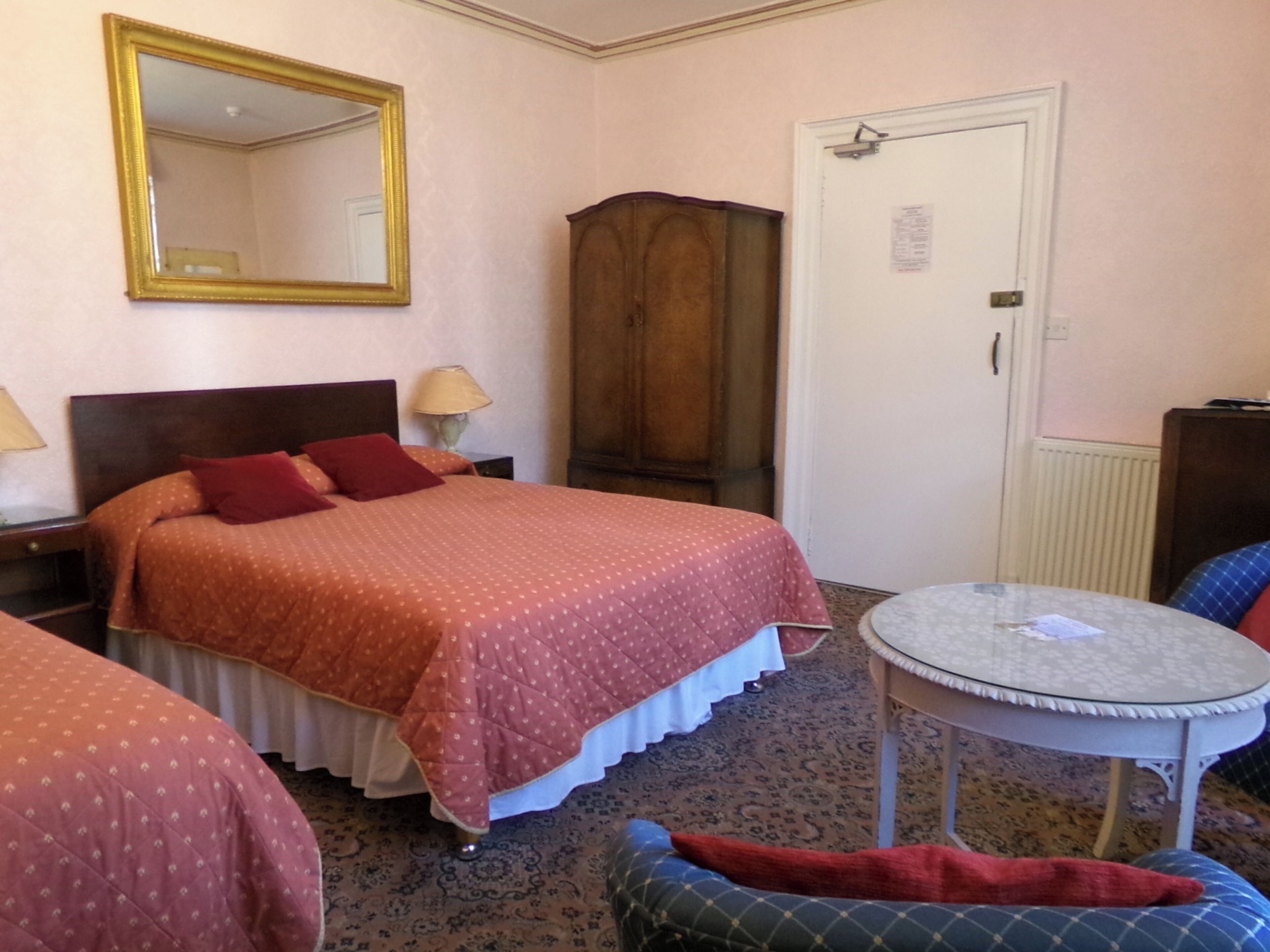 Photo - Averon Guest House