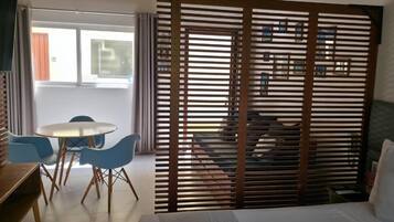 Apartamento Deluxe 218 | Blackout curtains, free WiFi, bed sheets