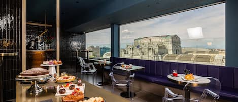 Pemandangan kota dari properti