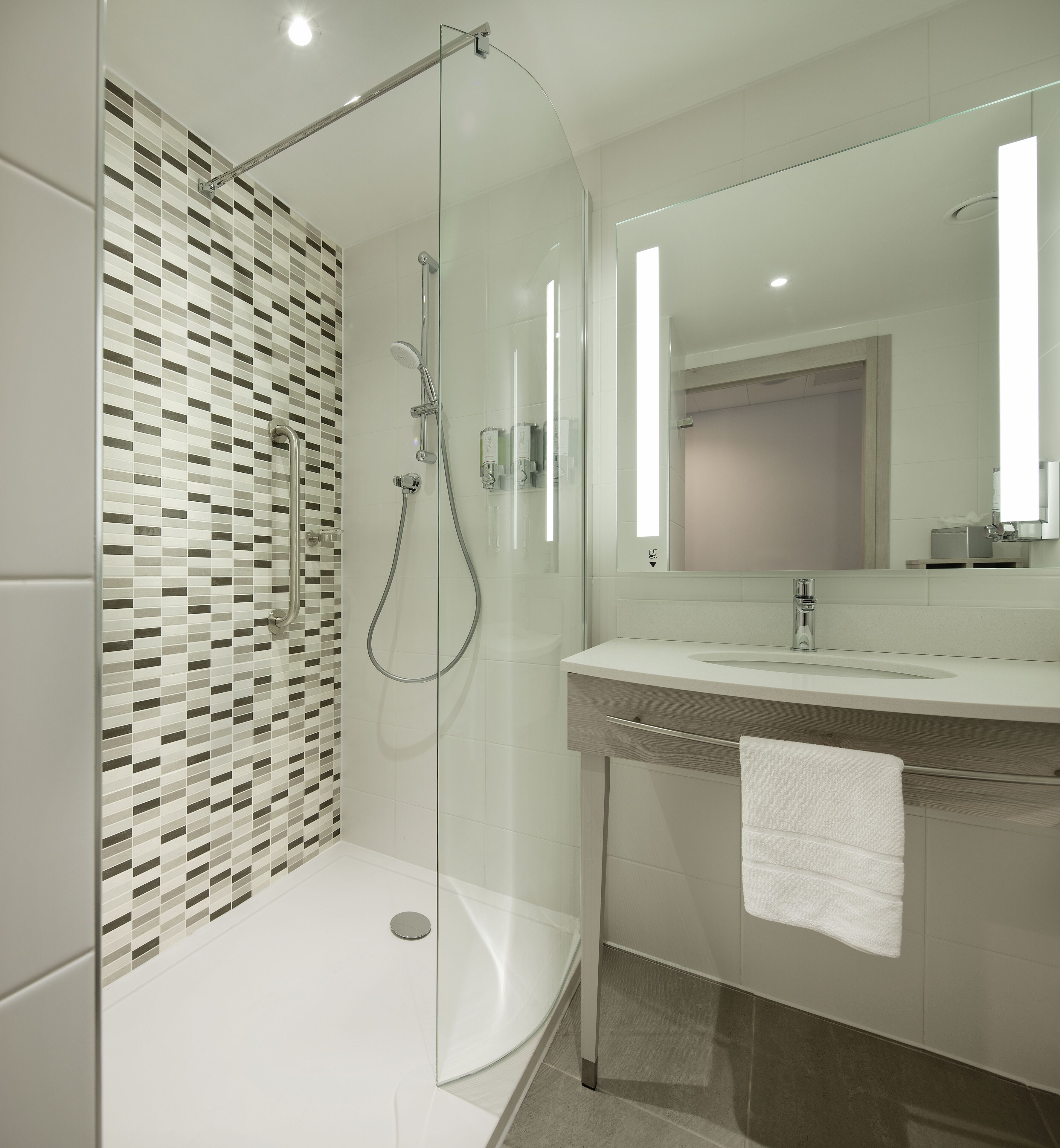 Photo - Hampton By Hilton Leeds City Centre