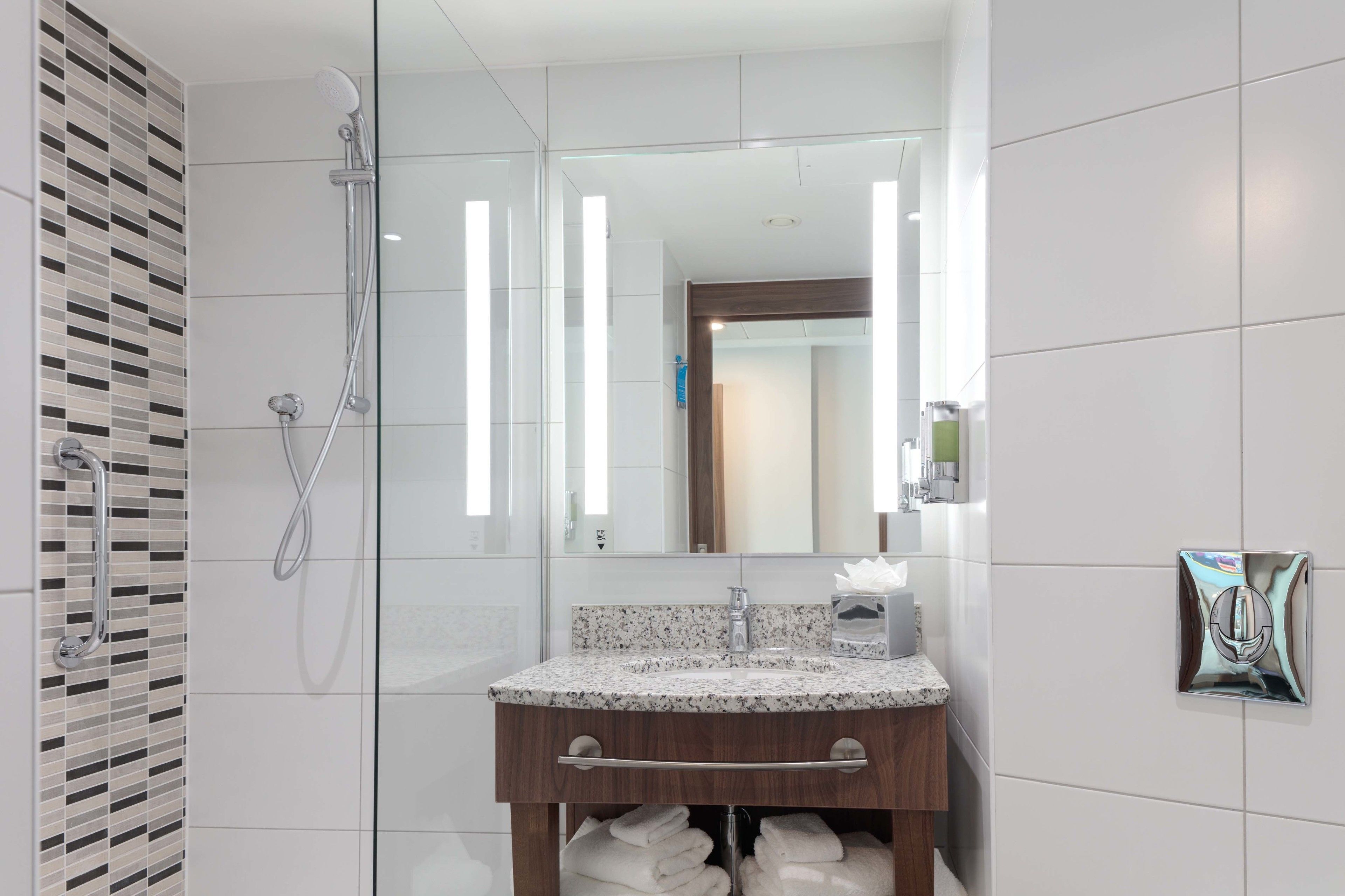 Photo - Hampton By Hilton Leeds City Centre