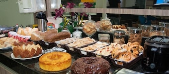 Vitor Hotel II