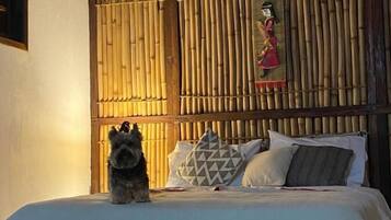 Suíte Oriental | Frigobar, Wi-Fi de cortesia, roupa de cama