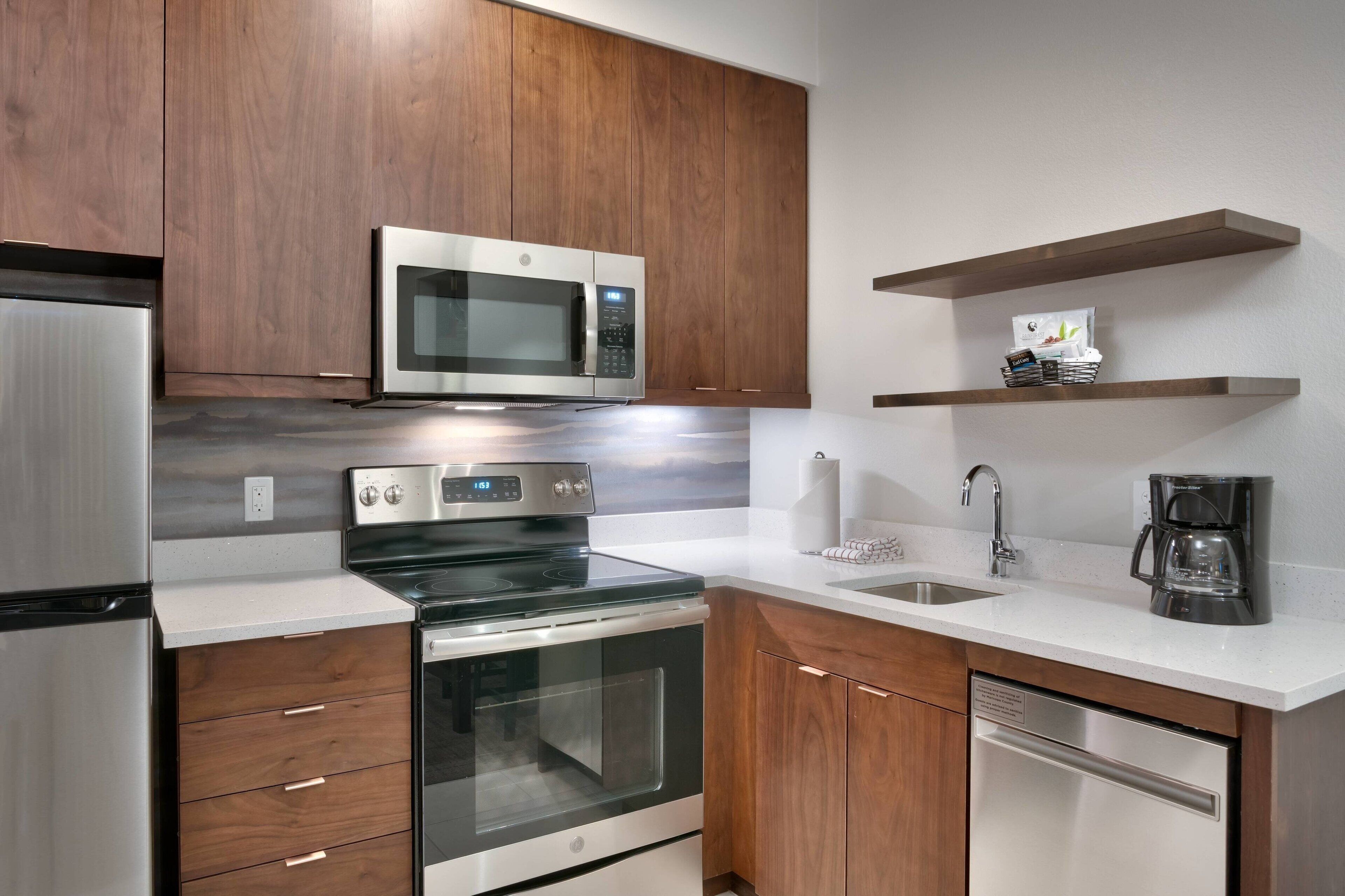 suite, 1 bedroom | desk, laptop workspace, blackout curtains, iron/ironing board