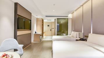 Superior Room | Blackout drapes, free WiFi, bed sheets