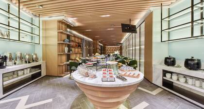 Atour Hotel Linkong New National Exhibition Beijing