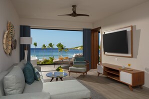 Preferred Club Master Suite Ocean Front | Ropa de cama hipoalergénica, caja fuerte, escritorio