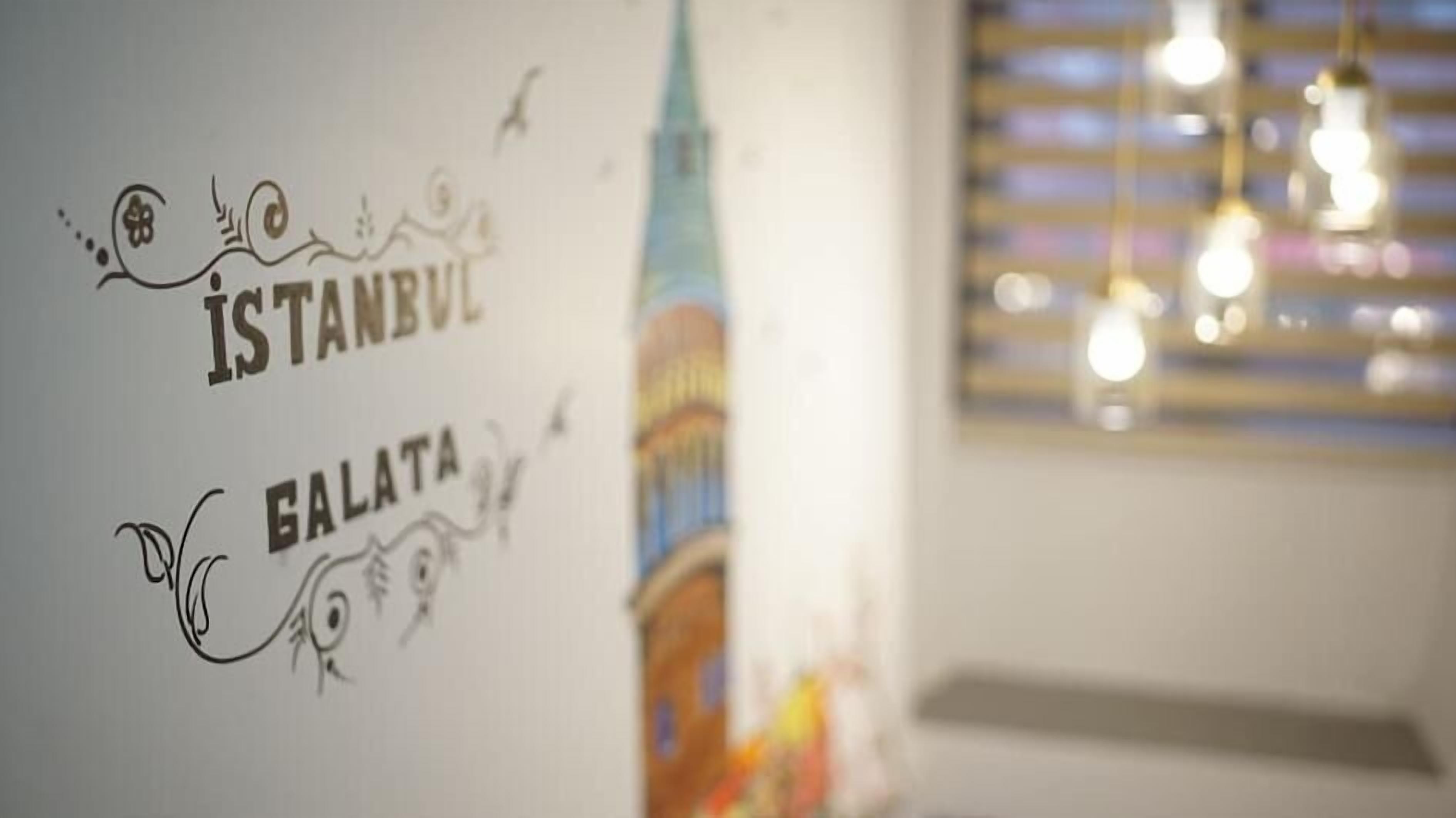 Premium bedding, desk, iron/ironing board, free WiFi