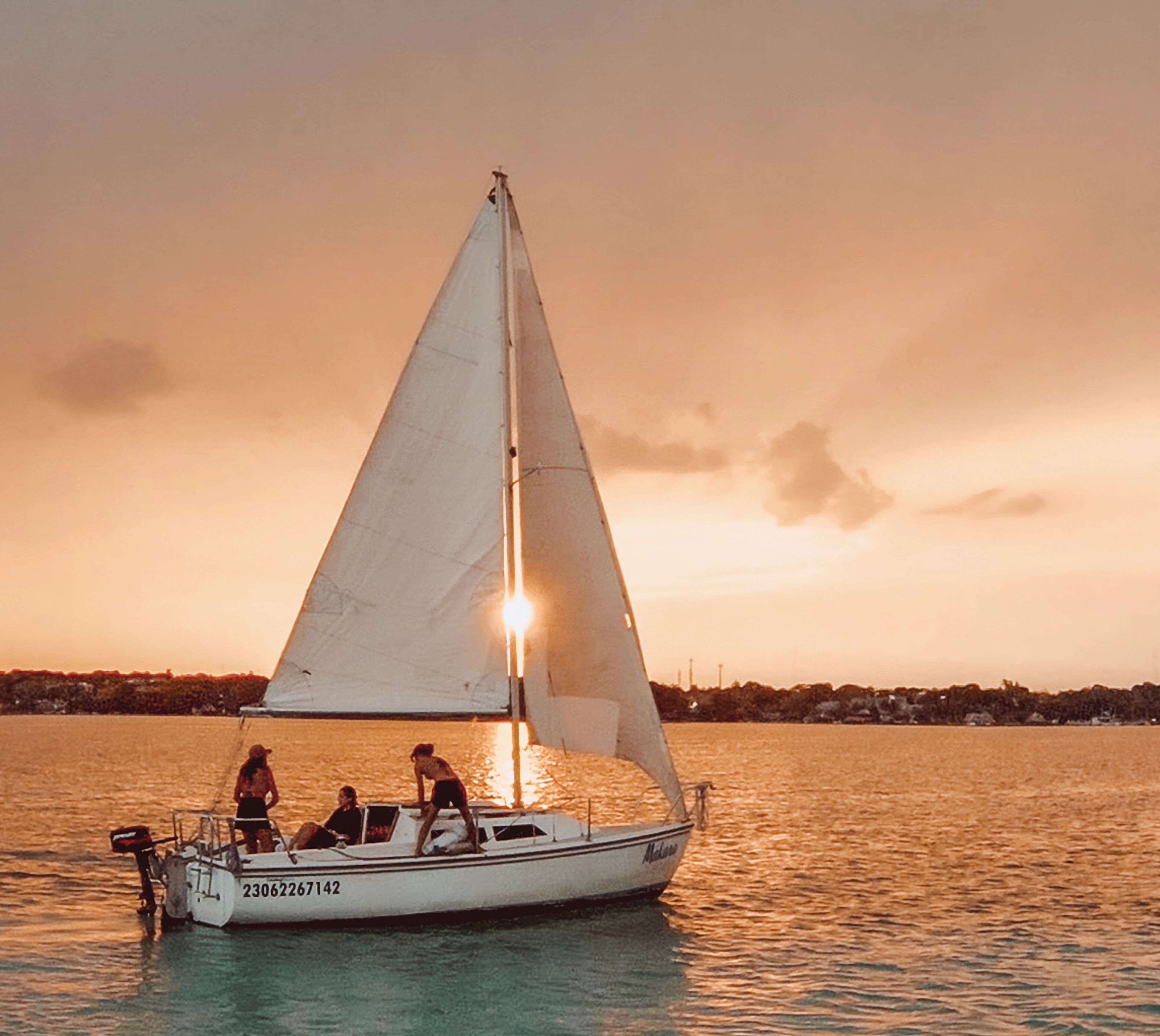 private beach, free beach cabanas, beach towels, beach bar