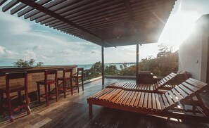 Suite, vue sur la lagune | Terrasse au soleil