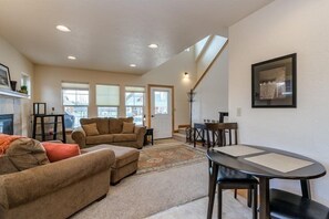 Nhà | Phòng khách | Lò sưởi 