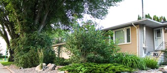 Quiet Getaway 3BR Home Near Downtown