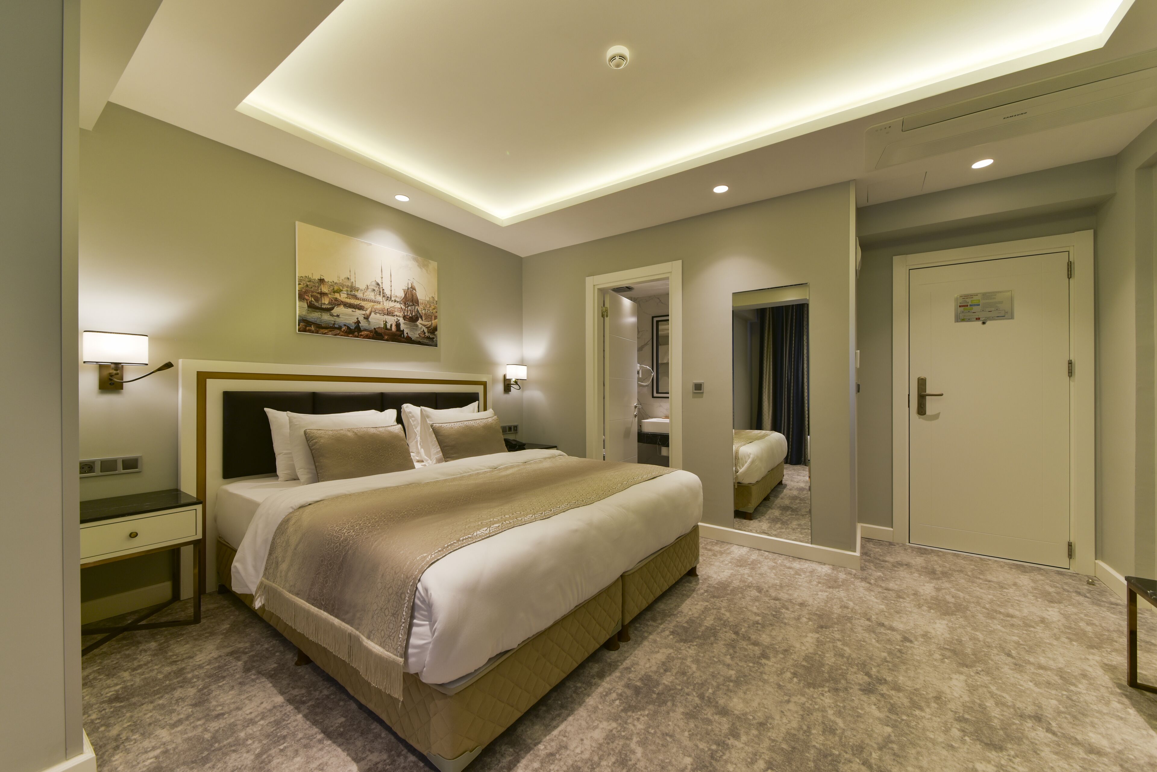 Deluxe Room | Frette Italian sheets, premium bedding, minibar, in-room safe