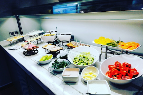 Free daily buffet breakfast