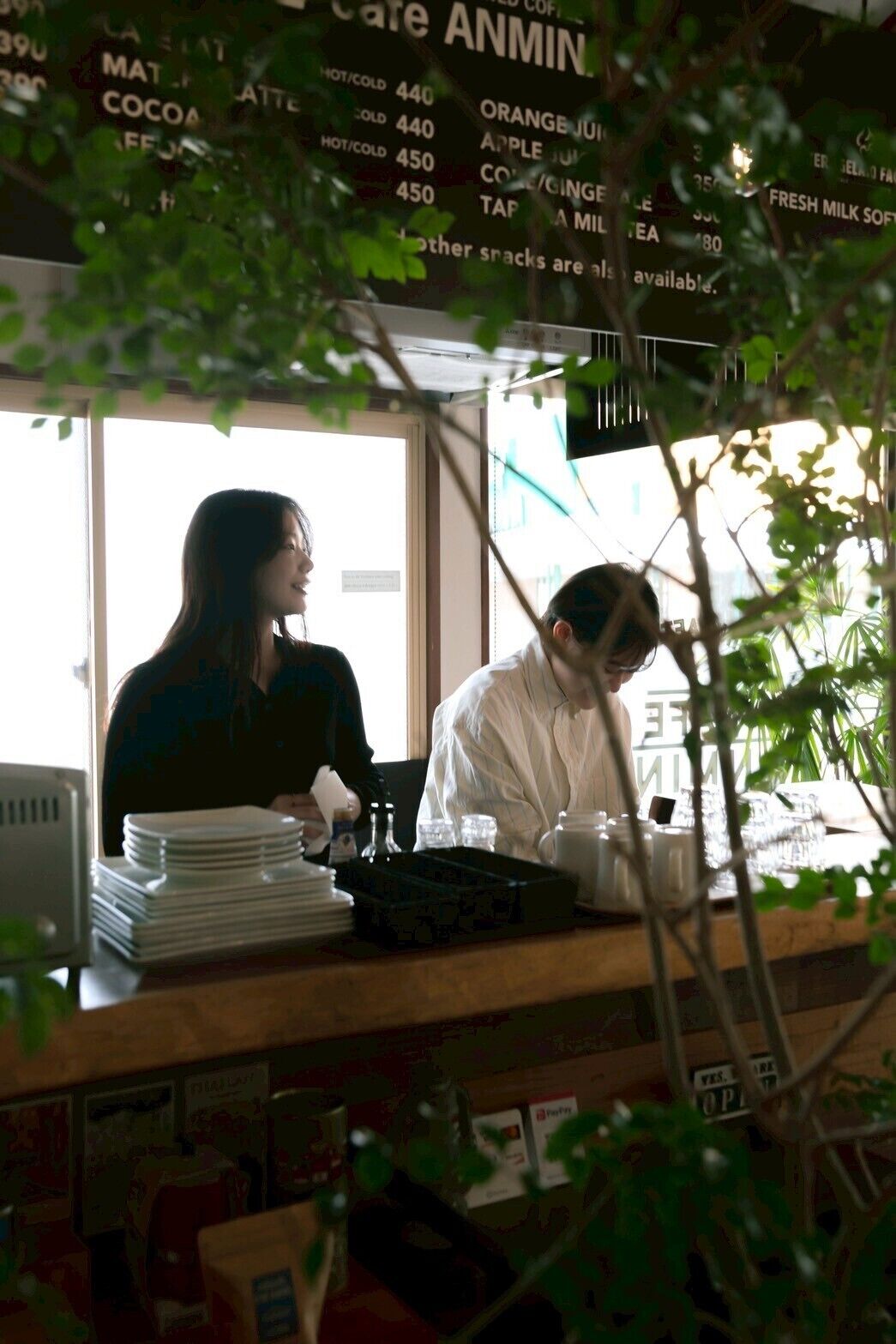 mini-fridge, microwave, stovetop, coffee/tea maker