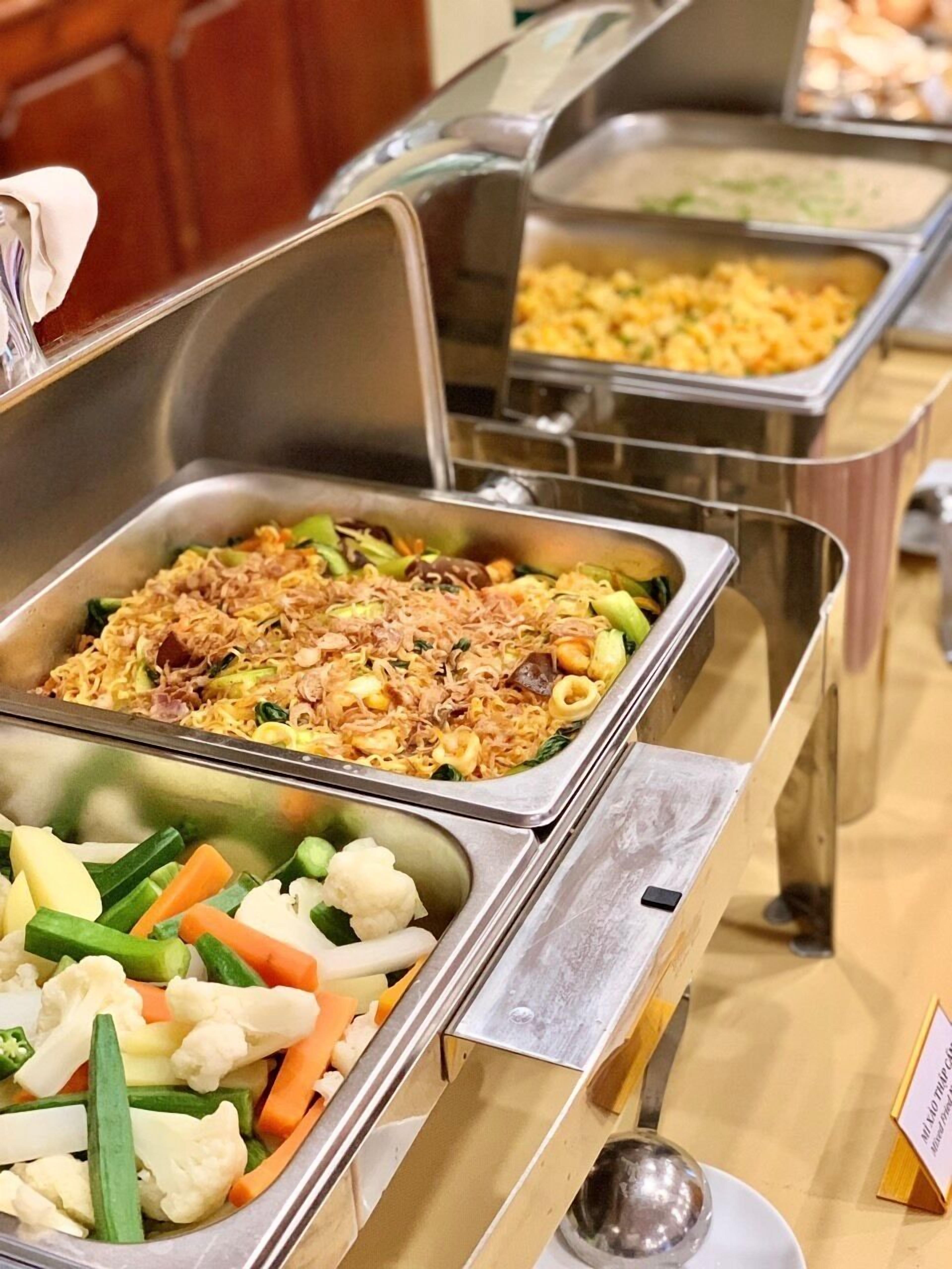 breakfast, lunch, dinner served; local cuisine