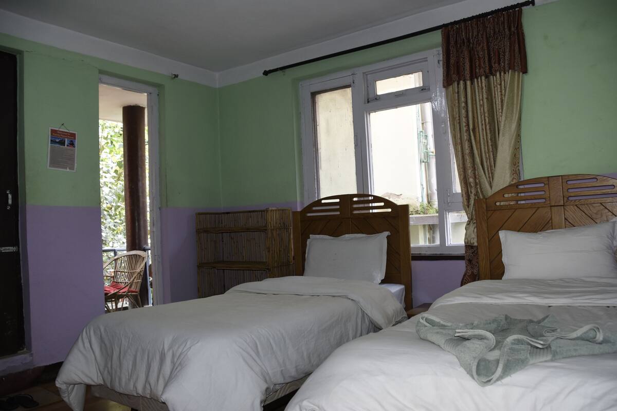 Standard Double Room | 4 bedrooms, desk, soundproofing, free WiFi