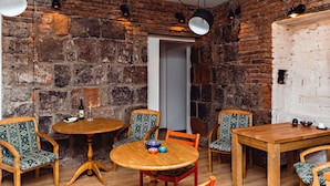 Dining - Hotel Grape House (Tbilisi)