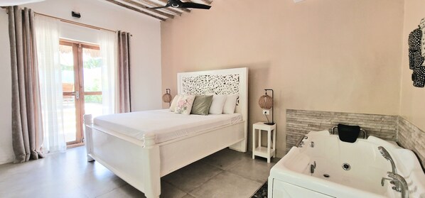 Suite familiar (savane) | Cortinas blackout, wifi gratis y ropa de cama 