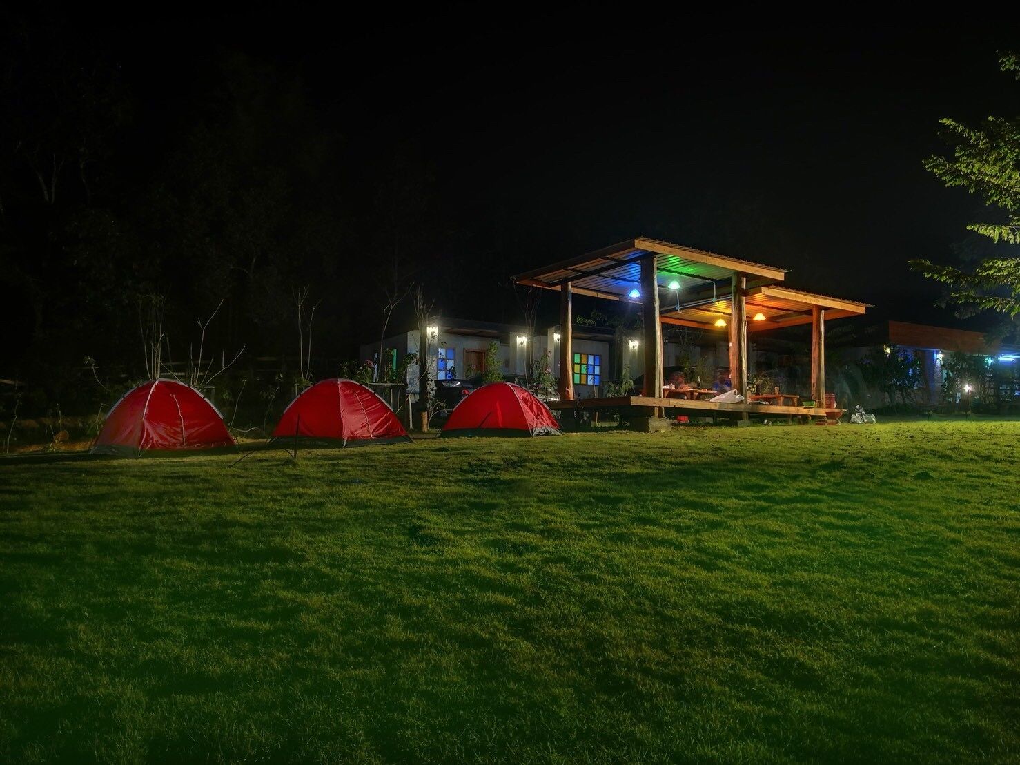 واجهة المنشأة