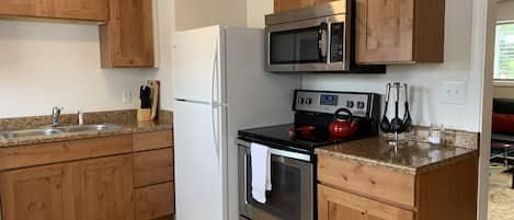 Business Apartment, 2 Bedrooms, Kitchen (The Palace) | Private kitchen | Full-sized fridge, oven, stovetop, dishwasher