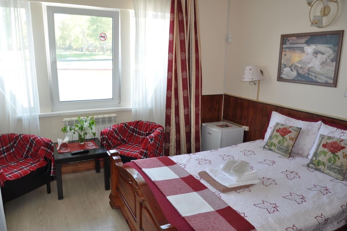 Chambre Deluxe double | 1 chambre, fer et planche Ă repasser, accĂšs au Wi-Fi (inclus)