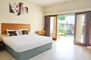 Desk, rollaway beds, free WiFi - Sammy Cottage Senggigi (Kuta)