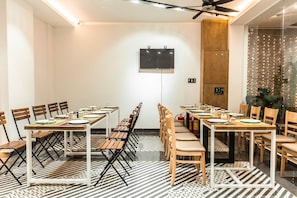 Breakfast area - Olivia Apartment (Nam Nha Trang)