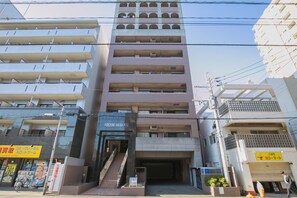 Front of property - Sumiyoshi apartment (Fukuoka)