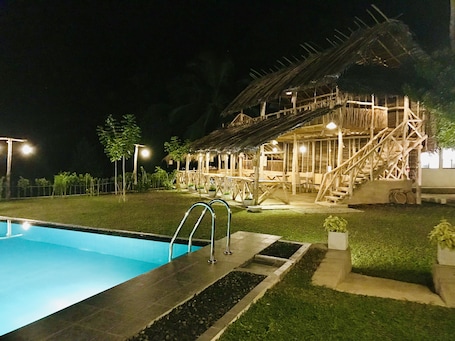 Restaurant. Tea Garden Eco Villas
