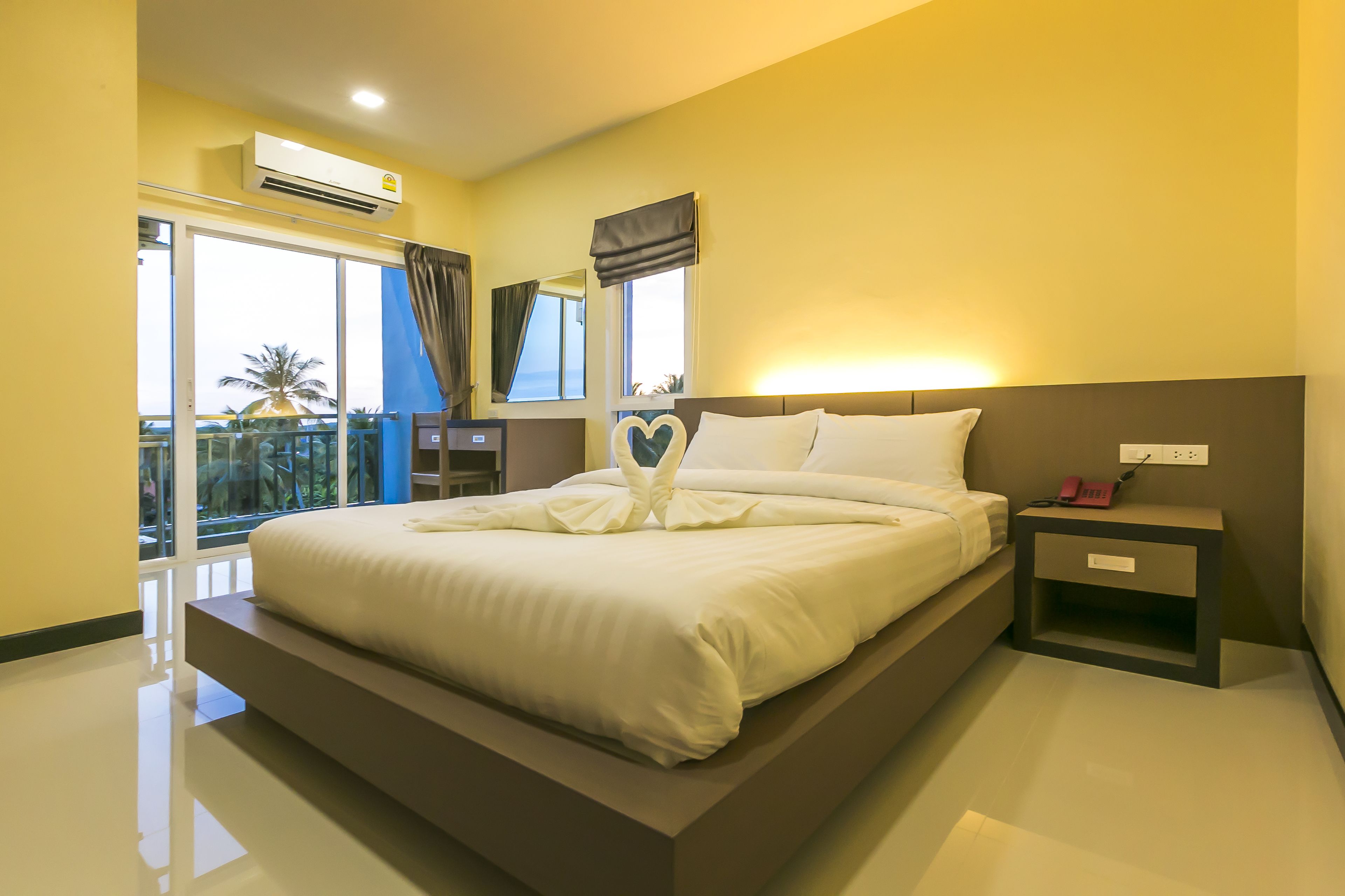 Standard Room | Blackout drapes, WiFi (free), bed sheets