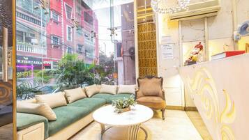 Sala de estar en el lobby