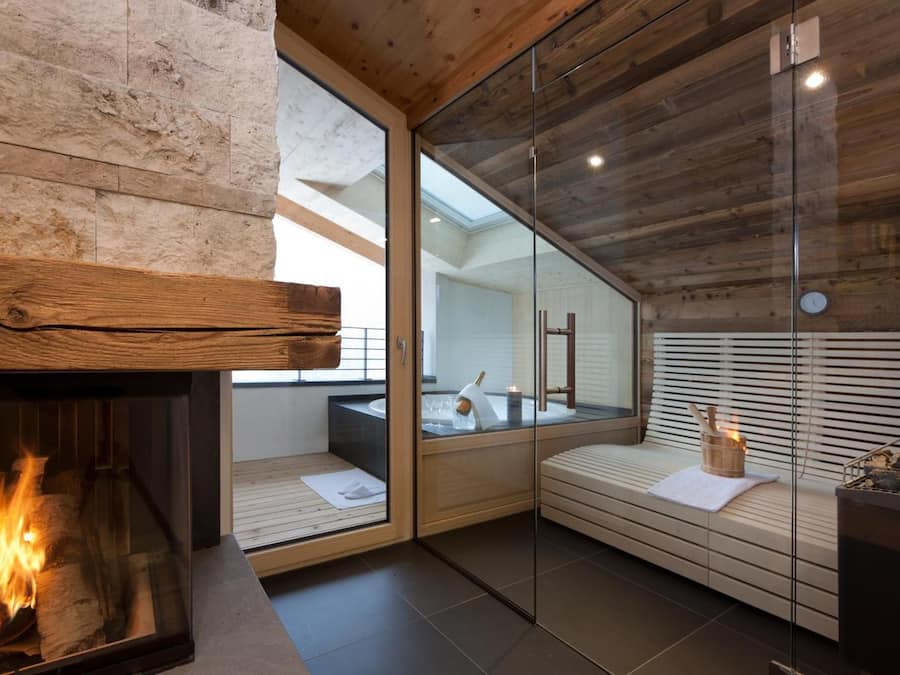 In-room safe, desk, blackout curtains, free WiFi