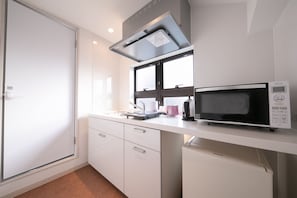 Dubbelrum (Compact) | Sängtillbehör av högsta kvalitet, duntäcken och minibar