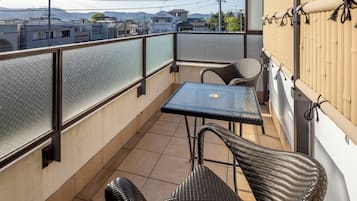 Deluxe Twin Room A with Open Air Bath | Terrace/patio