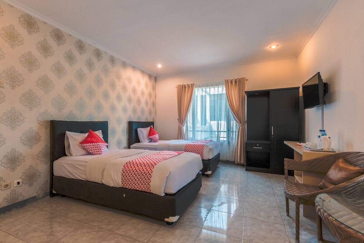 Standard Suite | Desk, free WiFi, bed sheets