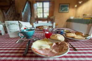 Desayuno buffet incluido todos los días 