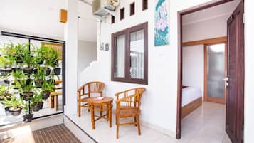 标准双人房 | 起居区 | 平板电视