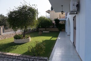 Garden - Mejanis (Corfu)