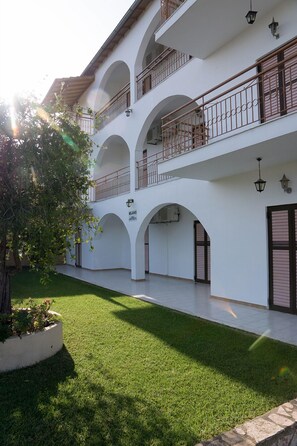 Front of property - Mejanis (Corfu)
