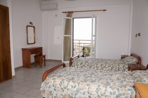 Iron/ironing board, free WiFi, bed sheets - Mejanis (Corfu)
