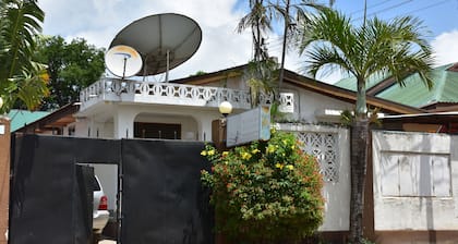 Dar eco backpackers