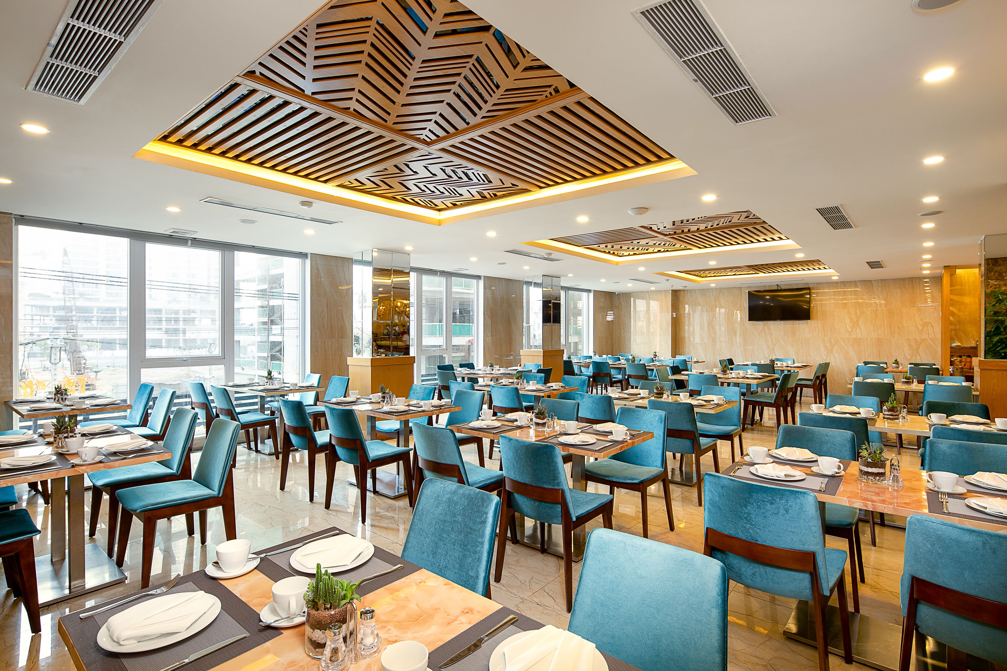 breakfast, lunch, dinner served; asian cuisine