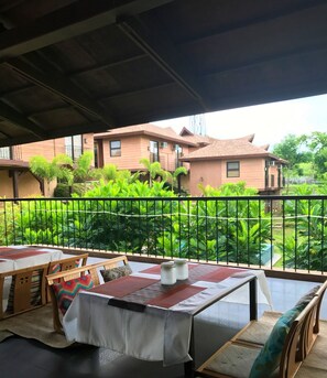 Breakfast, lunch, dinner served; pool views